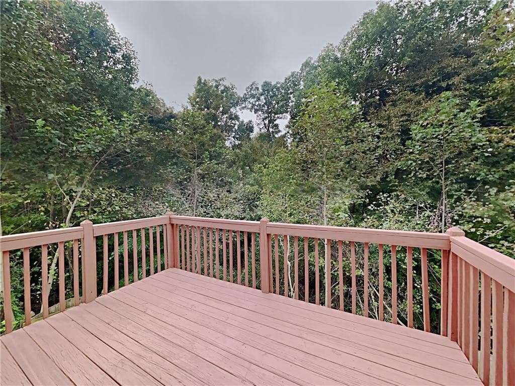 4 bedroom, 3 bathroom, 2,000 sq ft single family residence for sale at 825 Roxfield Court, Buford, GA 30518 — photo 7