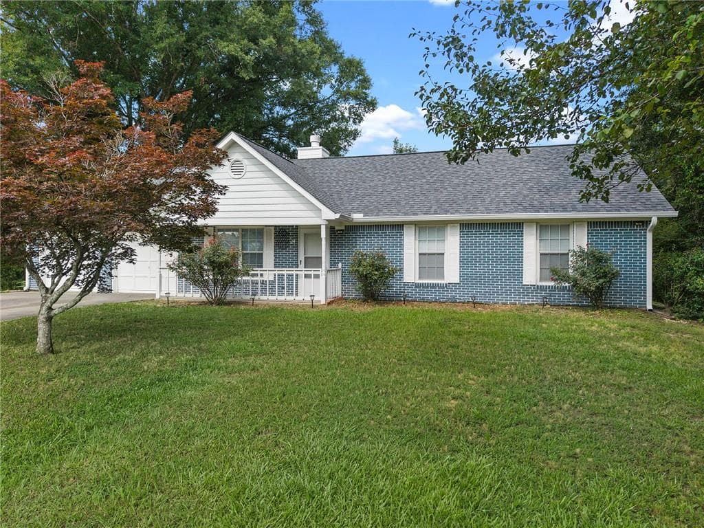 3 bedroom, 2 bathroom, 1,136 sq ft single family residence for sale at 24 Green Acre Lane, Cartersville, GA 30121