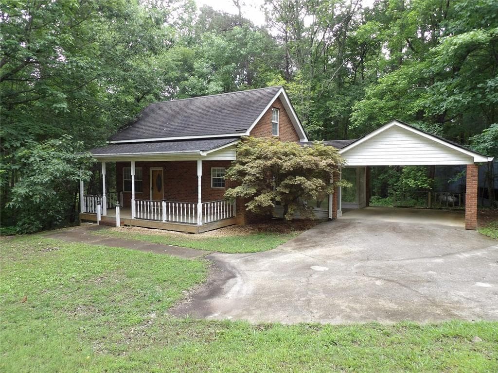 1 bedroom, 1 bathroom, 1,469 sq ft single family residence for sale at 676 Graham Road, Dallas, GA 30132