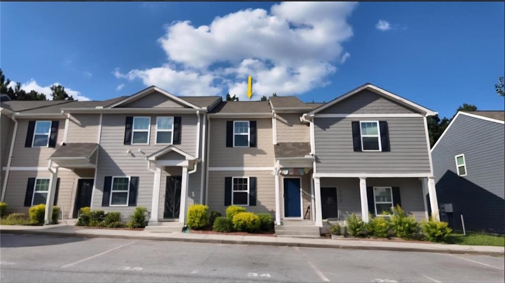 4 bedroom, 3 bathroom, 1,434 sq ft townhouse for sale at 4039 Avalon Road, Atlanta, GA 30331 — photo 1 of 11