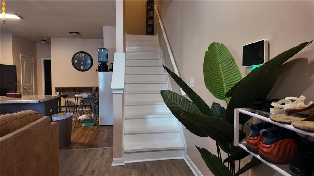 4 bedroom, 3 bathroom, 1,434 sq ft townhouse for sale at 4039 Avalon Road, Atlanta, GA 30331 — photo 7