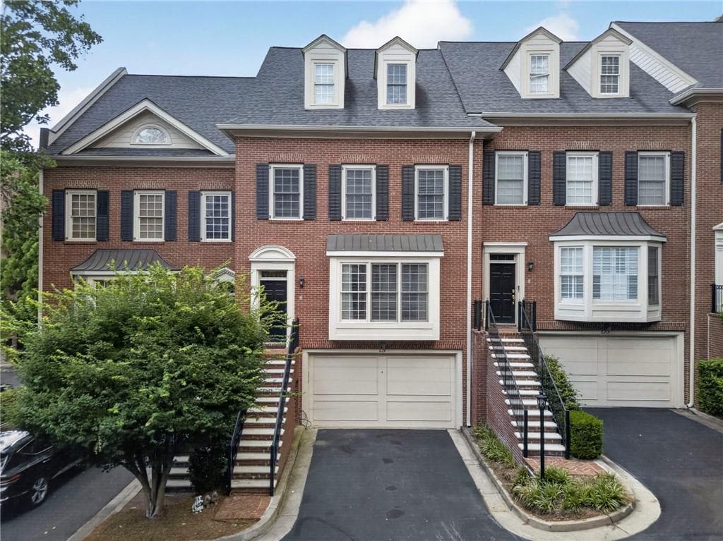 4 bedroom, 5 bathroom, 2,858 sq ft townhouse for sale at 1735 Peachtree Street 619, Atlanta, GA 30309