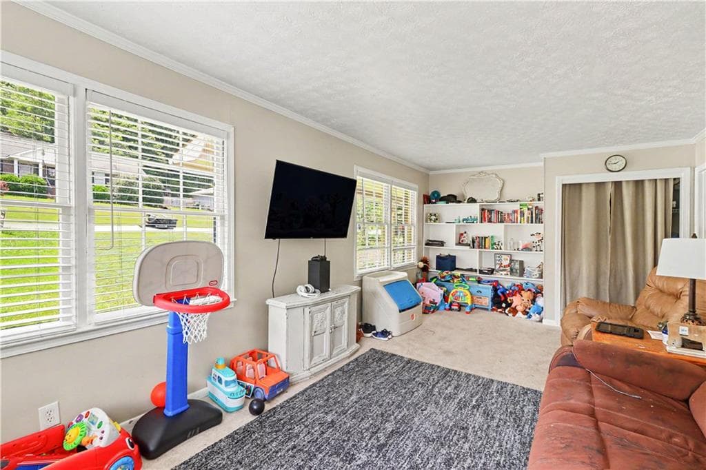 3 bedroom, 3 bathroom, 2,430 sq ft single family residence for sale at 202 Cherry Hill Drive, Calhoun, GA 30701 — photo 4