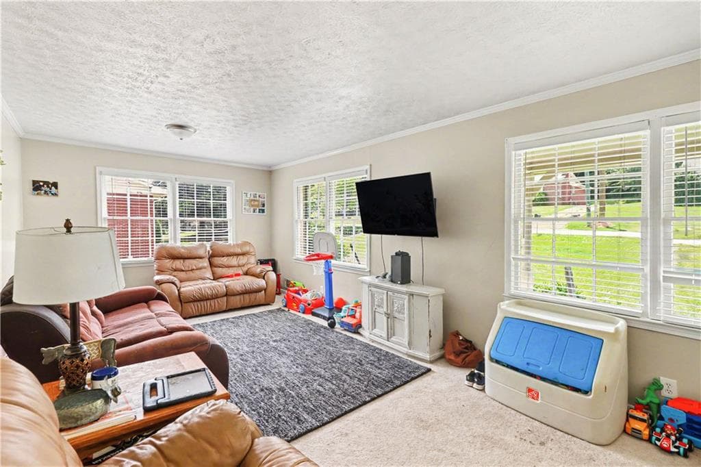 3 bedroom, 3 bathroom, 2,430 sq ft single family residence for sale at 202 Cherry Hill Drive, Calhoun, GA 30701 — photo 5