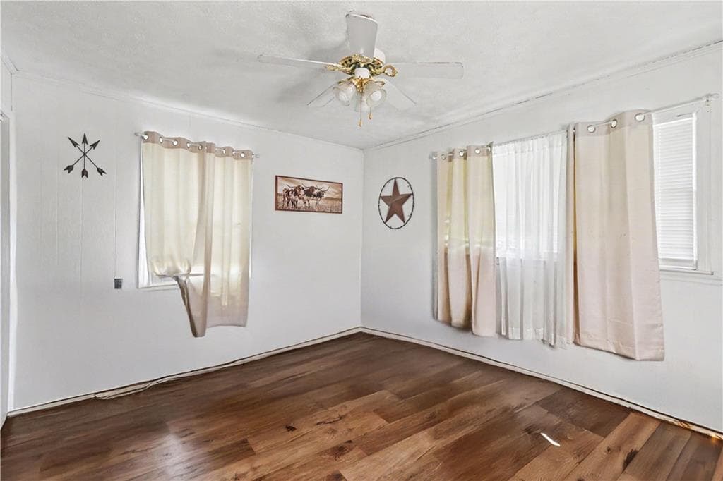 3 bedroom, 3 bathroom, 2,430 sq ft single family residence for sale at 202 Cherry Hill Drive, Calhoun, GA 30701 — photo 8