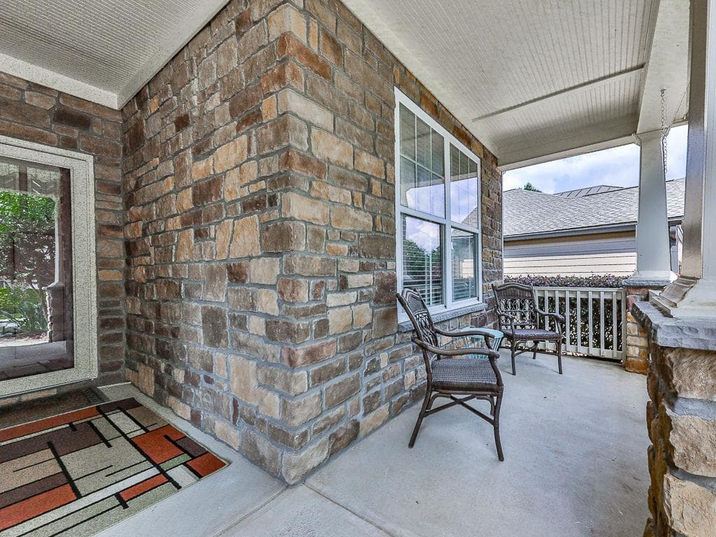 2 bedroom, 2 bathroom, 2,310 sq ft single family residence for sale at 616 Laurel Crossing, Canton, GA 30114 — photo 5