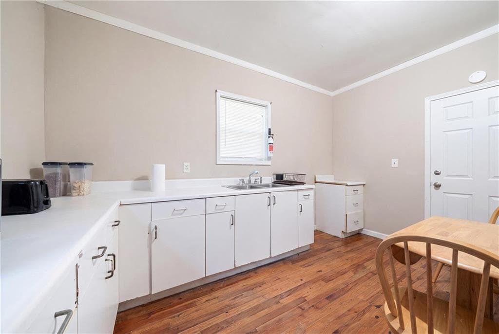 2 bedroom, 2 bathroom, 1,058 sq ft single family residence for sale at 149 Peachtree Street, Griffin, GA 30223 — photo 7