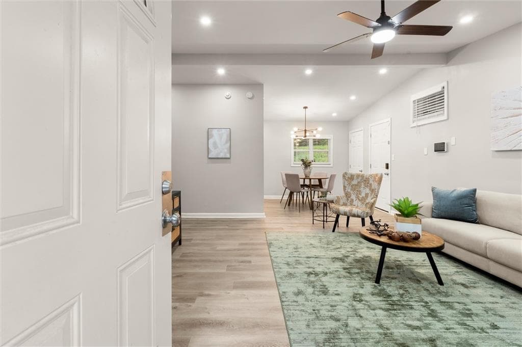 3 bedroom, 2 bathroom, 1,100 sq ft single family residence under contract at 3680 Larkspur Terrace, Decatur, GA 30032 — photo 4