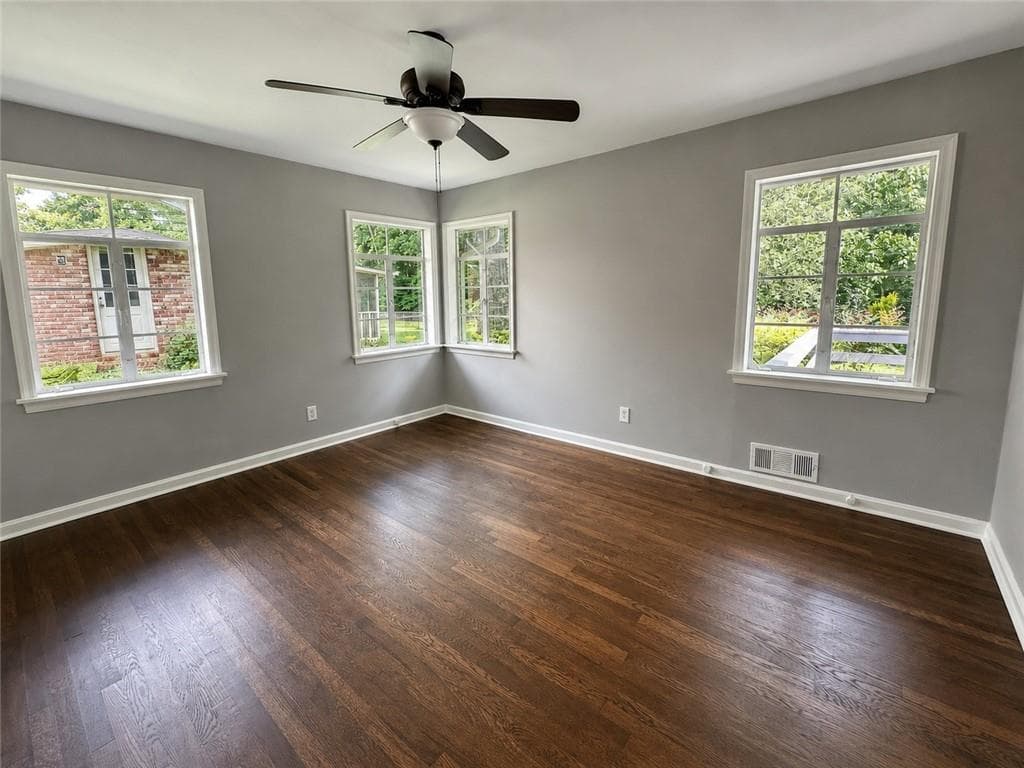 3 bedroom, 2 bathroom, 1,392 sq ft single family residence for sale at 287 Brookwood Drive, Marietta, GA 30064 — photo 9