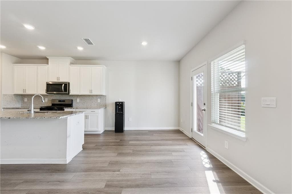 3 bedroom, 3 bathroom, 1,892 sq ft townhouse for rent at 4237 Tin Hare Lane, Mableton, GA 30126 for $2,500 a month — photo 6