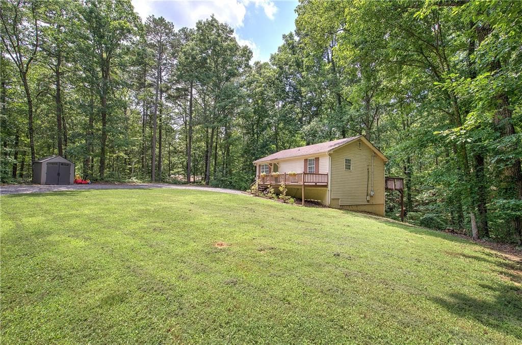 3 bedroom, 3 bathroom, 1,680 sq ft single family residence for sale at 90 Amanda Lane, Cartersville, GA 30120 — photo 4
