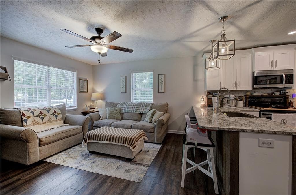 3 bedroom, 3 bathroom, 1,680 sq ft single family residence for sale at 90 Amanda Lane, Cartersville, GA 30120 — photo 9