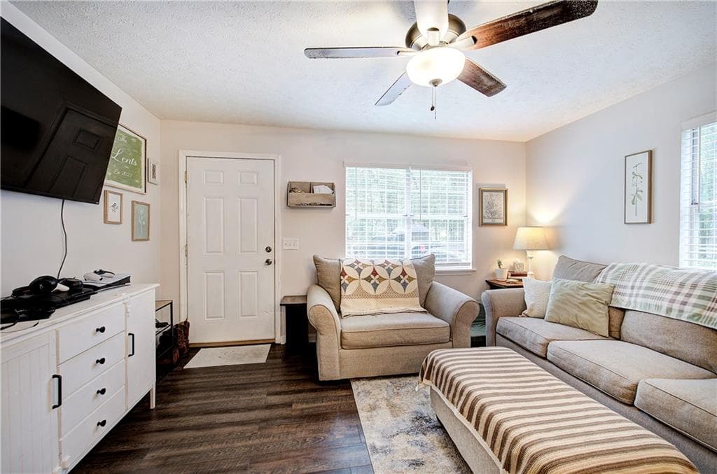 3 bedroom, 3 bathroom, 1,680 sq ft single family residence for sale at 90 Amanda Lane, Cartersville, GA 30120 — photo 10