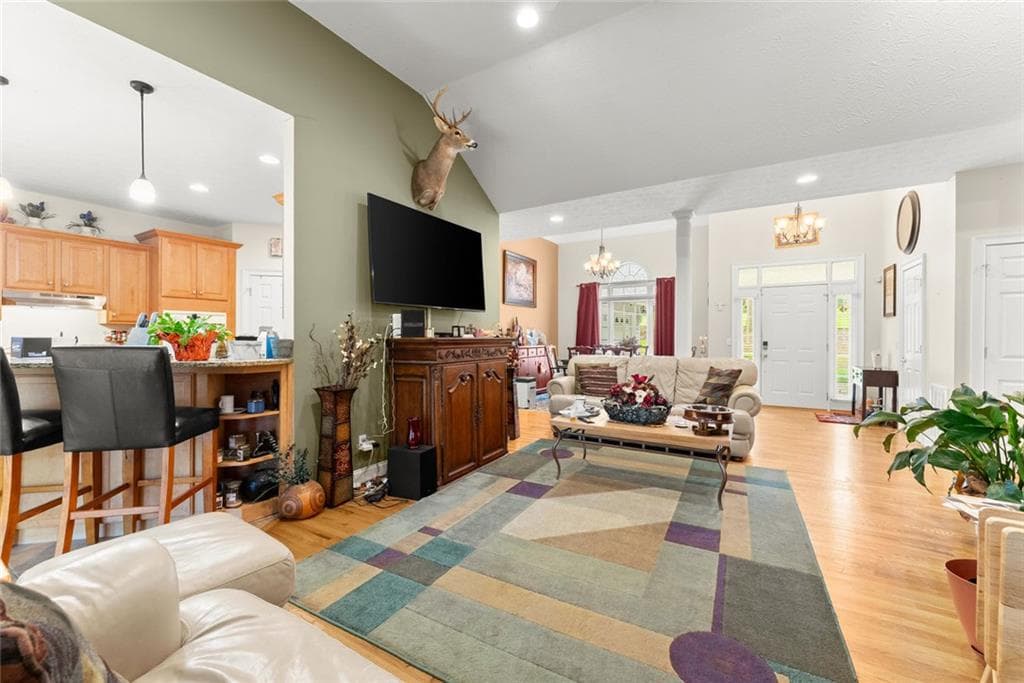 3 bedroom, 3 bathroom, 2,274 sq ft single family residence for sale at 393 Brookwood Drive, Lavonia, GA 30553 — photo 7