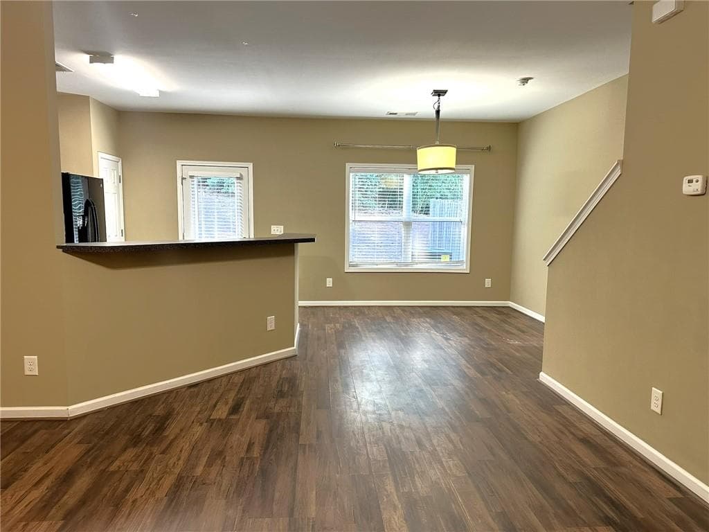 3 bedroom, 3 bathroom, 1,508 sq ft townhouse for rent at 538 Oakside Place, Acworth, GA 30102 for $1,875 a month — photo 3