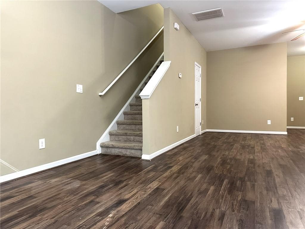 3 bedroom, 3 bathroom, 1,508 sq ft townhouse for rent at 538 Oakside Place, Acworth, GA 30102 for $1,875 a month — photo 10