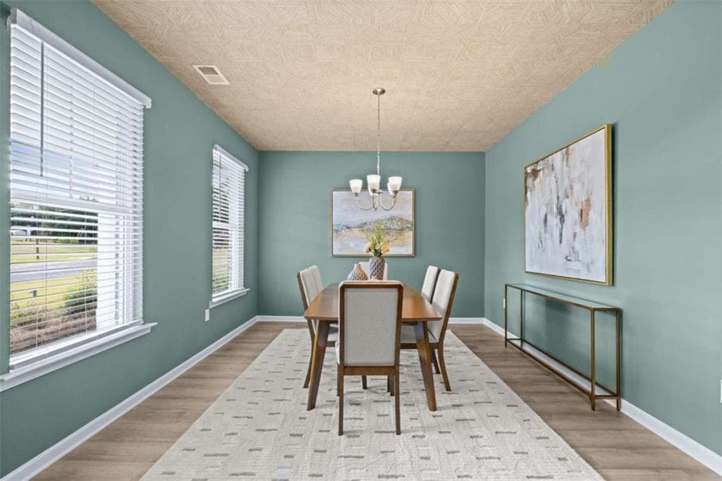 4 bedroom, 3 bathroom, 2,506 sq ft single family residence under contract at 1767 Kingsmere Run Drive, Loganville, GA 30052 — photo 3