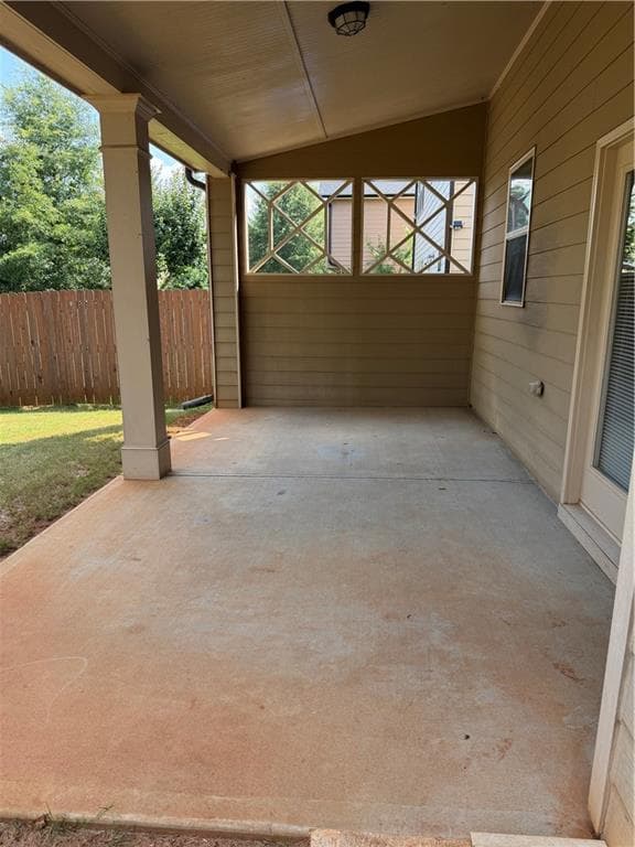 4 bedroom, 3 bathroom, 2,585 sq ft single family residence for sale at 5313 Catrina Way, Buford, GA 30519 — photo 3