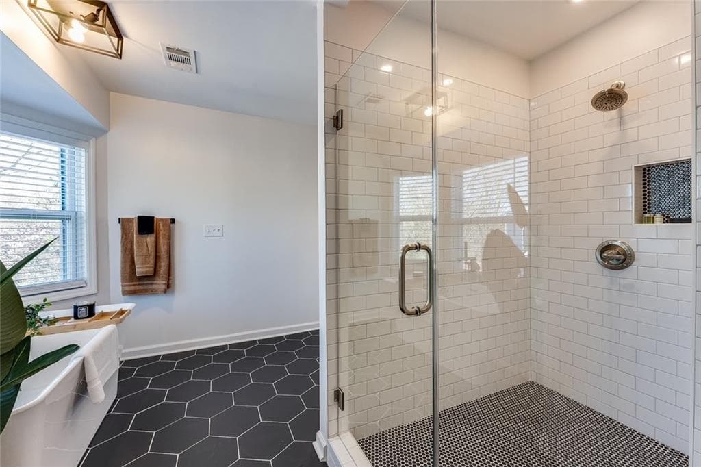 2 bedroom, 3 bathroom, 1,260 sq ft townhouse for rent at 5015 Laurel Springs Way, Smyrna, GA 30082 for $2,300 a month — photo 9