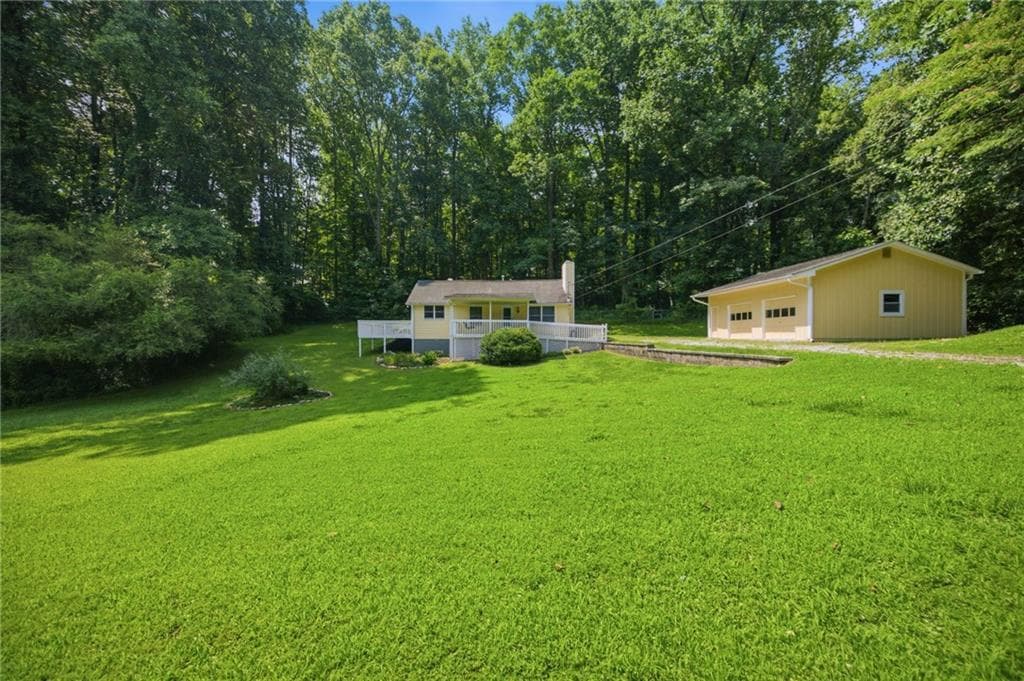 2 bedroom, 1 bathroom, 1,008 sq ft single family residence for sale at 2542 Ball Ground Highway, Canton, GA 30114 — photo 3