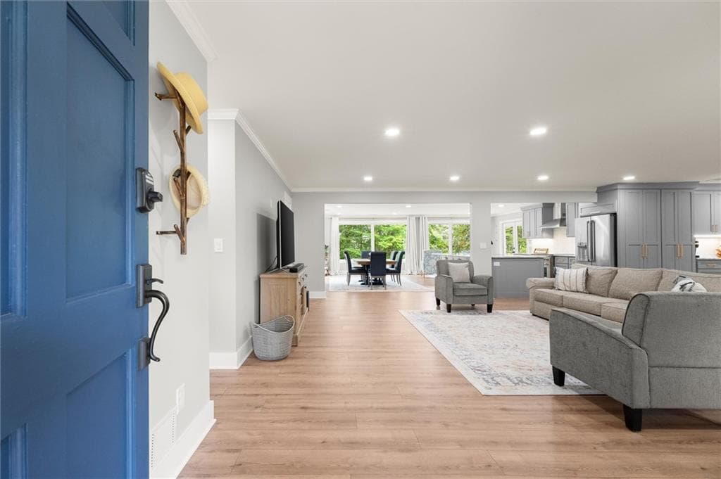 4 bedroom, 4 bathroom, 3,217 sq ft single family residence for sale at 1971 Beechwood Boulevard, Gainesville, GA 30504 — photo 4