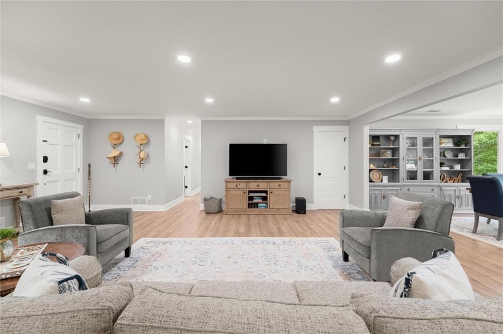 4 bedroom, 4 bathroom, 3,217 sq ft single family residence for sale at 1971 Beechwood Boulevard, Gainesville, GA 30504 — photo 7