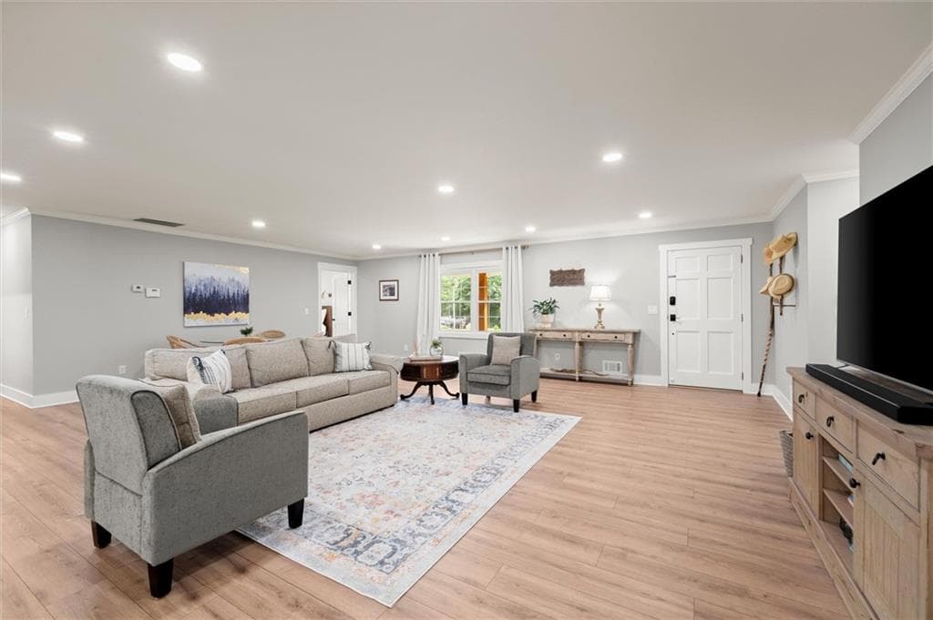 4 bedroom, 4 bathroom, 3,217 sq ft single family residence for sale at 1971 Beechwood Boulevard, Gainesville, GA 30504 — photo 10