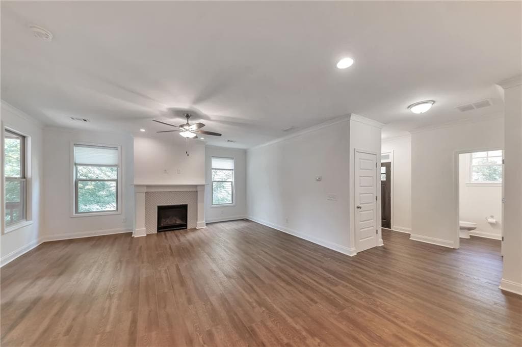 6 bedroom, 4 bathroom, 2,784 sq ft single family residence under contract at 1376 Park Trace, Atlanta, GA 30315 — photo 9