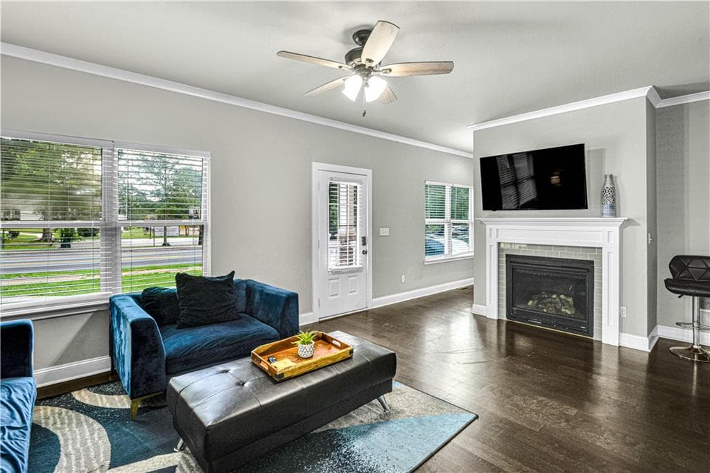 4 bedroom, 4 bathroom, 2,800 sq ft single family residence for sale at 2668 Memorial Drive, Atlanta, GA 30317 — photo 7
