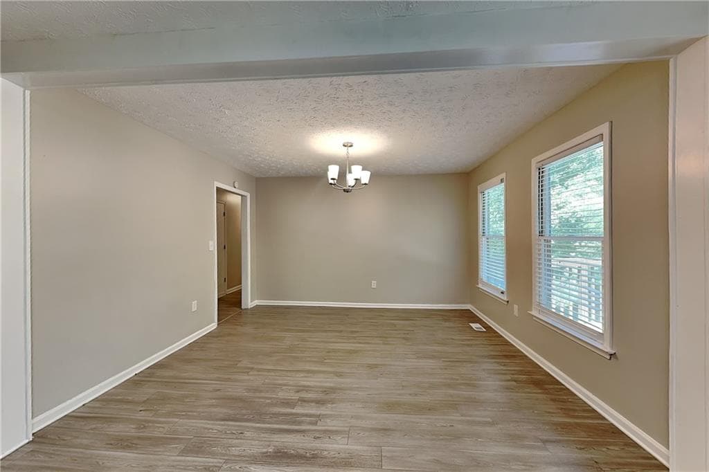 4 bedroom, 4 bathroom, 2,682 sq ft single family residence for rent at 4125 Inola Trail, Roswell, GA 30075 for $2,690 a month — photo 5