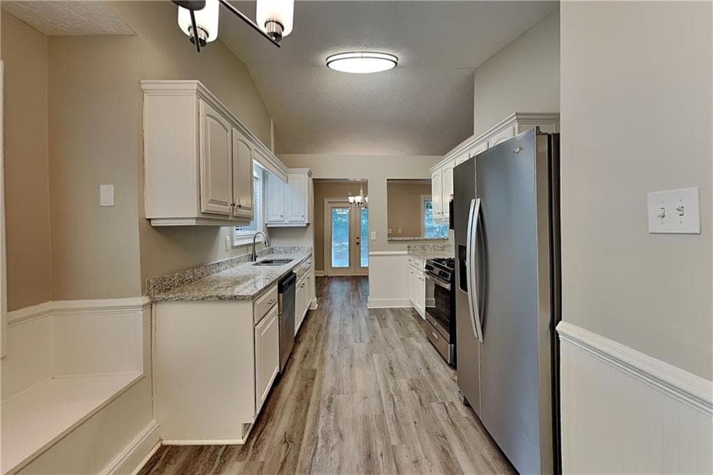 3 bedroom, 2 bathroom, 1,366 sq ft single family residence for rent at 213 Brolley Woods Drive, Woodstock, GA 30189 for $2,045 a month — photo 5