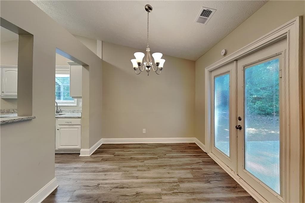 3 bedroom, 2 bathroom, 1,366 sq ft single family residence for rent at 213 Brolley Woods Drive, Woodstock, GA 30189 for $2,045 a month — photo 6