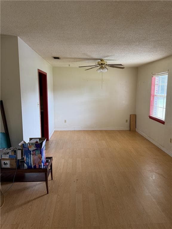 3 bedroom, 2 bathroom, 1,595 sq ft single family residence under contract at 306 Ash Court, Albany, GA 31705 — photo 4