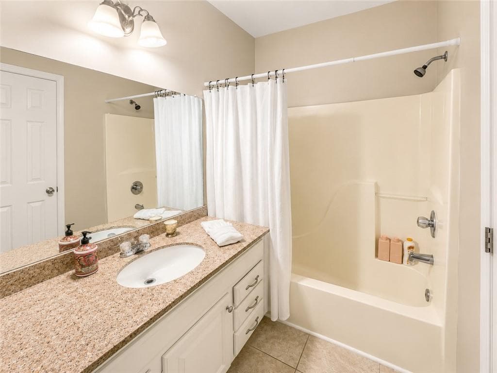 3 bedroom, 3 bathroom, 1,408 sq ft single family residence for rent at 809 Spencer Street, Atlanta, GA 30314 for $2,200 a month — photo 7
