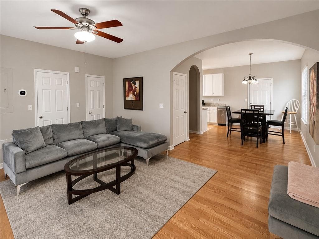 3 bedroom, 3 bathroom, 1,408 sq ft single family residence for rent at 809 Spencer Street, Atlanta, GA 30314 for $2,200 a month — photo 3
