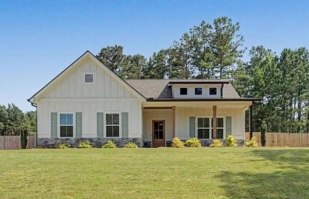 3 bedroom, 2 bathroom, 1,415 sq ft single family residence sold at 134 Puckett Rd, Dallas, GA 30157