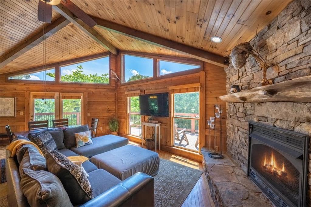 3 bedroom, 3 bathroom, 2,952 sq ft single family residence for sale at 755 Padena Drive, Morganton, GA 30560 — photo 8