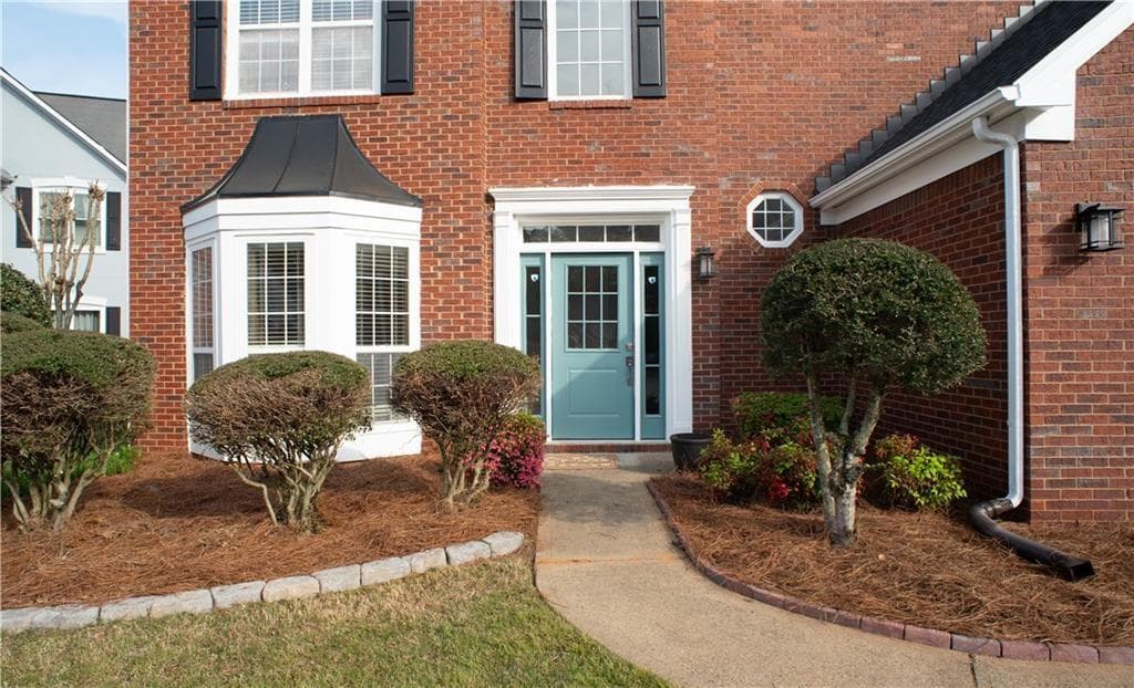 4 bedroom, 3 bathroom, 2,292 sq ft single family residence for rent at 3359 Shallowford Green Drive, Marietta, GA 30062 for $3,500 a month — photo 2