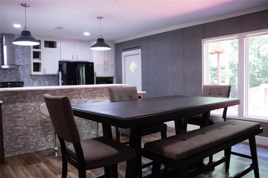 3 bedroom, 2 bathroom, 1,800 sq ft single family residence for sale at 223 Azalea Drive, Jefferson, GA 30549 — photo 6