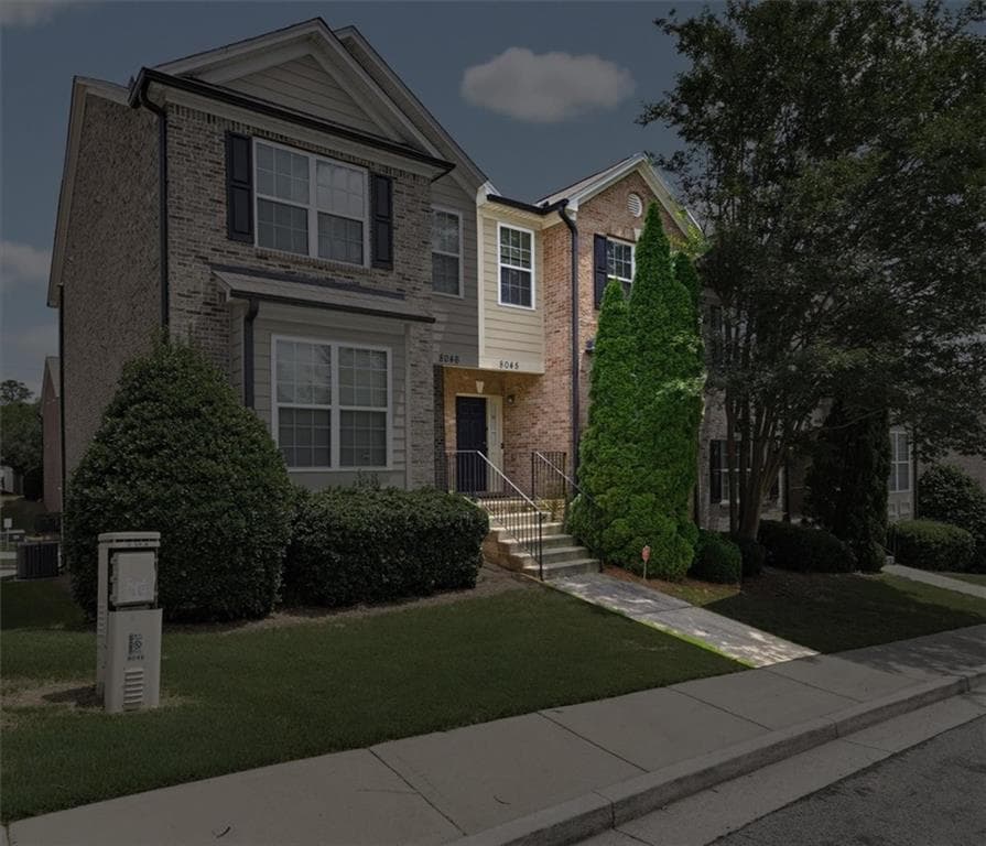3 bedroom, 4 bathroom, 1,620 sq ft townhouse under contract at 8045 Bayrose Circle # 45A, East Point, GA 30344 — photo 4