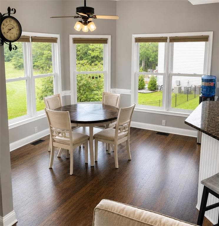 5 bedroom, 5 bathroom, 4,747 sq ft single family residence under contract at 6465 Valley Crossing Way, Cumming, GA 30028 — photo 8