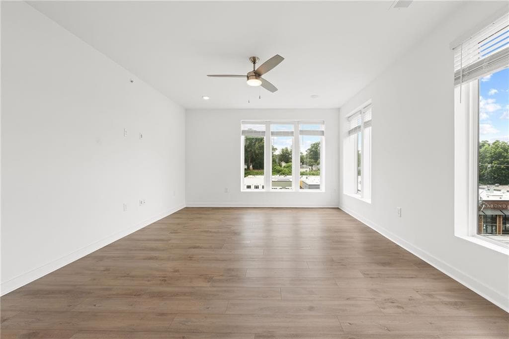 2 bedroom, 2 bathroom, 1,536 sq ft condominium under contract at 371 Grant Circle SE 1844, Atlanta, GA 30315 — photo 7