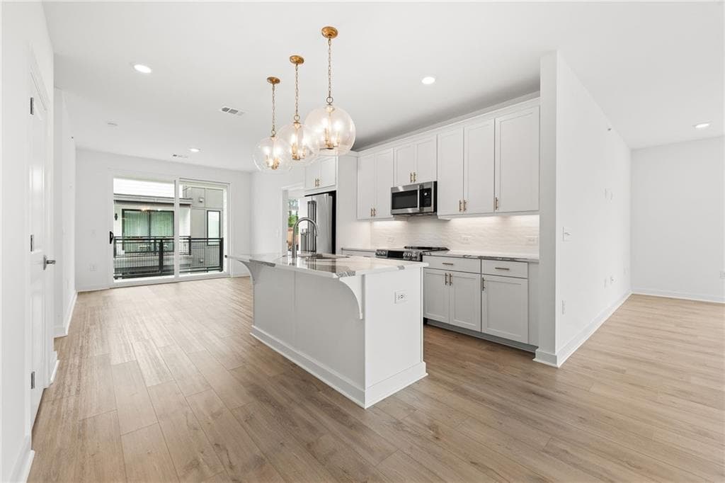 2 bedroom, 2 bathroom, 1,536 sq ft condominium for rent at 371 Grant Circle SE 1844, Atlanta, GA 30315 for $2,800 a month — photo 10