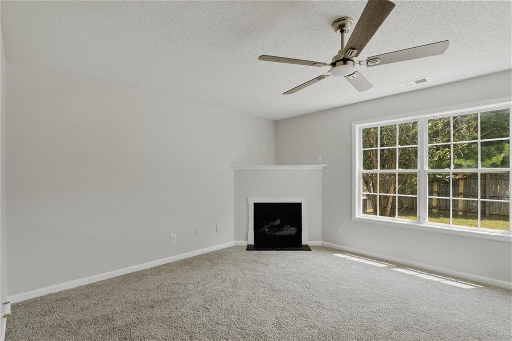 3 bedroom, 3 bathroom, 1,513 sq ft single family residence for sale at 105 Chandler Trace, Covington, GA 30016 — photo 3