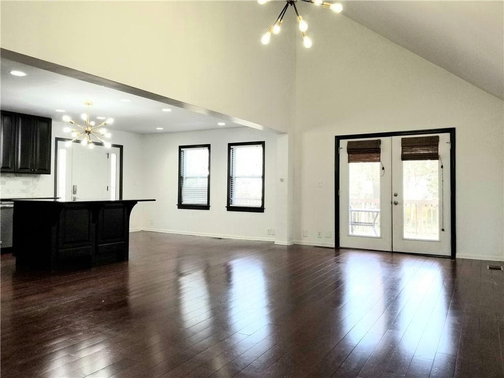 4 bedroom, 3 bathroom, 2,500 sq ft single family residence for rent at 2091 Northside Drive, Atlanta, GA 30305 for $4,000 a month — photo 8