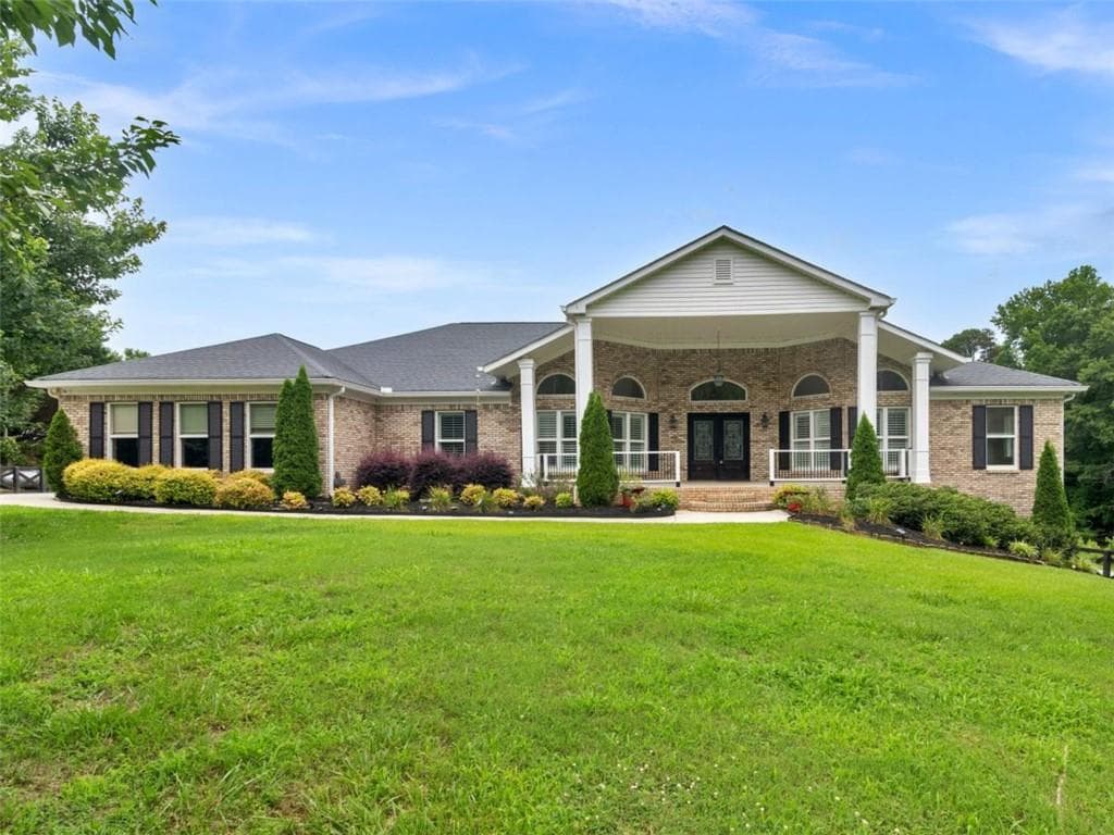 5 bedroom, 4 bathroom, 5,629 sq ft single family residence under contract at 25 Walnut Lane, Covington, GA 30014