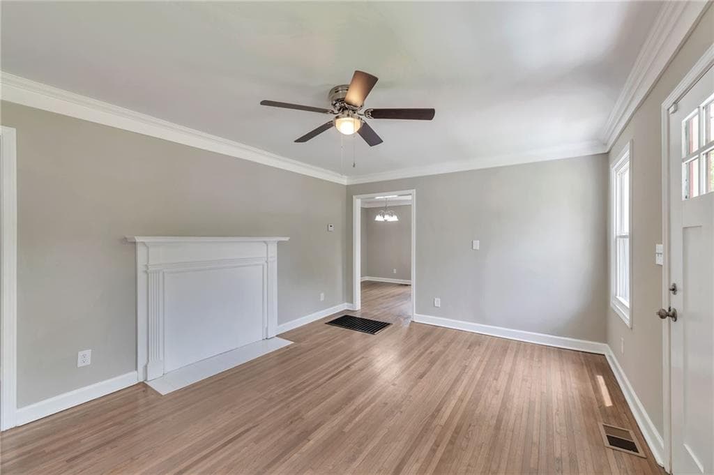 4 bedroom, 2 bathroom, 1,115 sq ft single family residence for sale at 880 Pinehurst Terrace, Atlanta, GA 30310 — photo 4