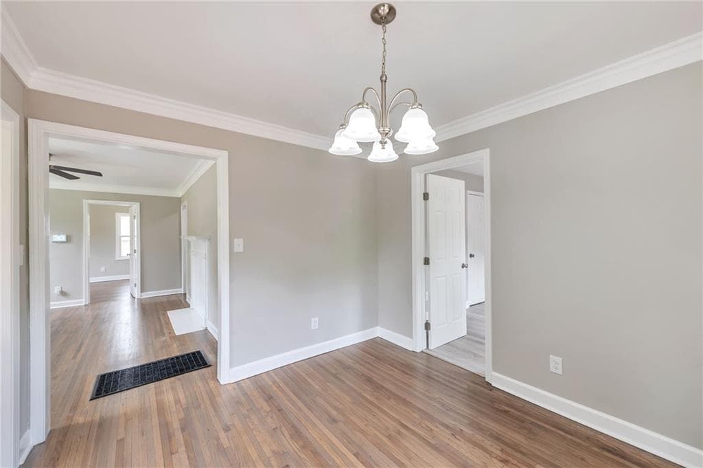 4 bedroom, 2 bathroom, 1,115 sq ft single family residence for sale at 880 Pinehurst Terrace, Atlanta, GA 30310 — photo 9