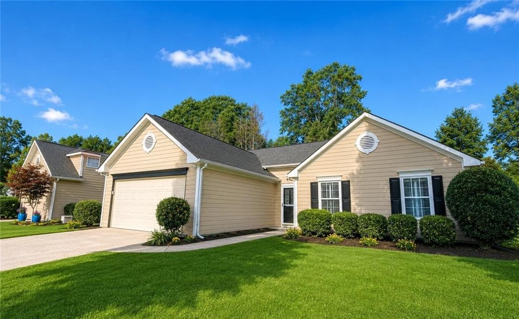 3 bedroom, 2 bathroom, 1,547 sq ft single family residence under contract at 3177 Bellestone Court, Marietta, GA 30066