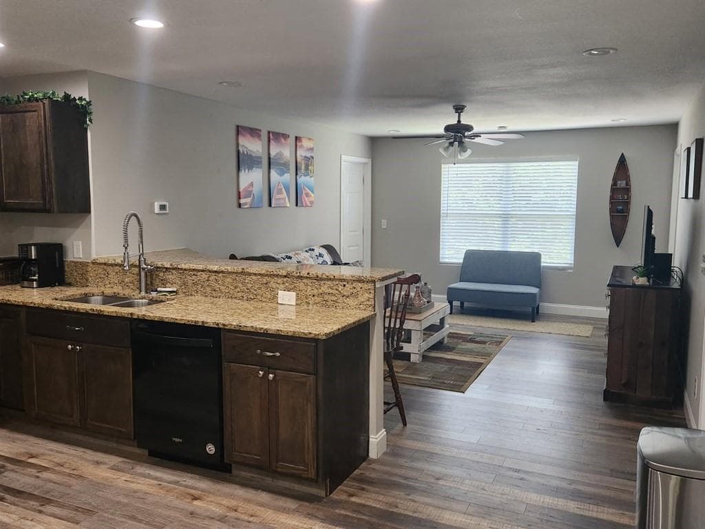 3 bedroom, 3 bathroom, 2,160 sq ft single family residence for sale at 69 Sequoia Lane, Blue Ridge, GA 30513 — photo 6
